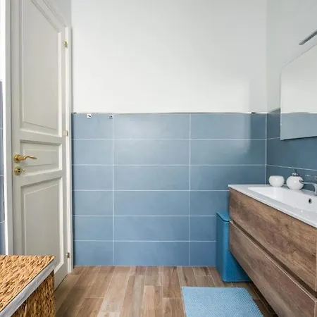 Anna's Luxury بيت للعطل